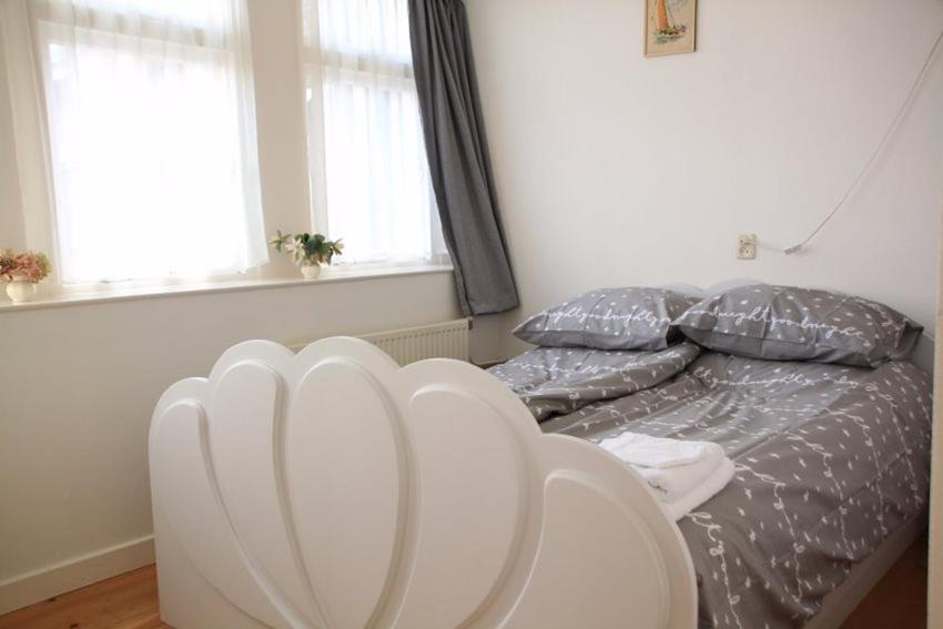 Hotel 'T Doktershus Lemmer Esterno foto